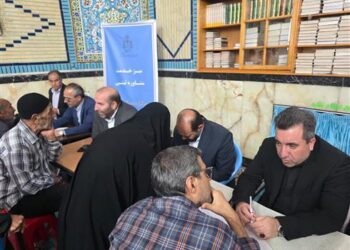 رئیس سازمان ثبت اسناد در مسجد جامع افسریه تهران؛ رسیدگی به درخواست‌های مردمی و بازدید از اداره خاوران