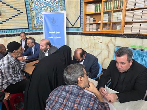 رئیس سازمان ثبت اسناد در مسجد جامع افسریه تهران؛ رسیدگی به درخواستهای مردمی و بازدید از اداره خاوران