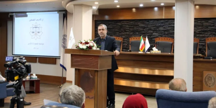 ماندگاری نام قضات و وکلا مرهون گره‌گشایی و عدالت‌محوری است