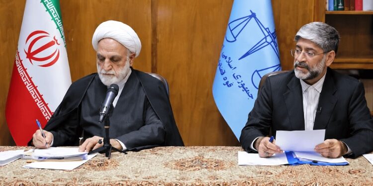 ترفندهای غیرقانونی بانک‌ها در پرداخت سودهای مازاد به مشتریان